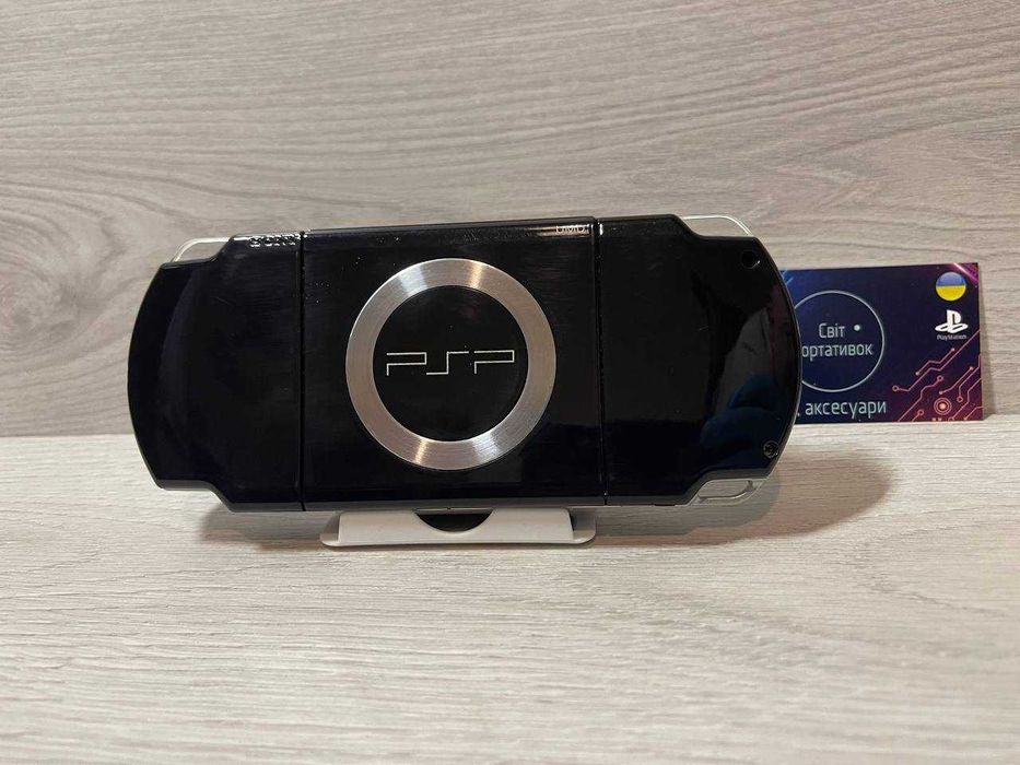 Sony PSP SLim 2000 Чорна 64GB + 70 Ігор Встановлено на картці