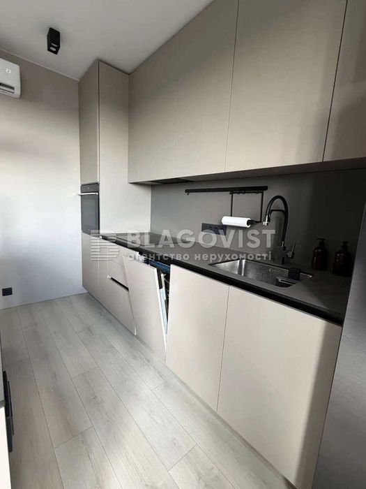 Продаж дворівневої квартири ЖК Кришталеві Джерела, Метрологічна, 25, Теремки, Феофанія