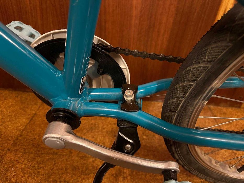 Bicicleta criança como nova (pouco uso) - BTWIN 120 20'' (entregue em mão no distrito do Porto)