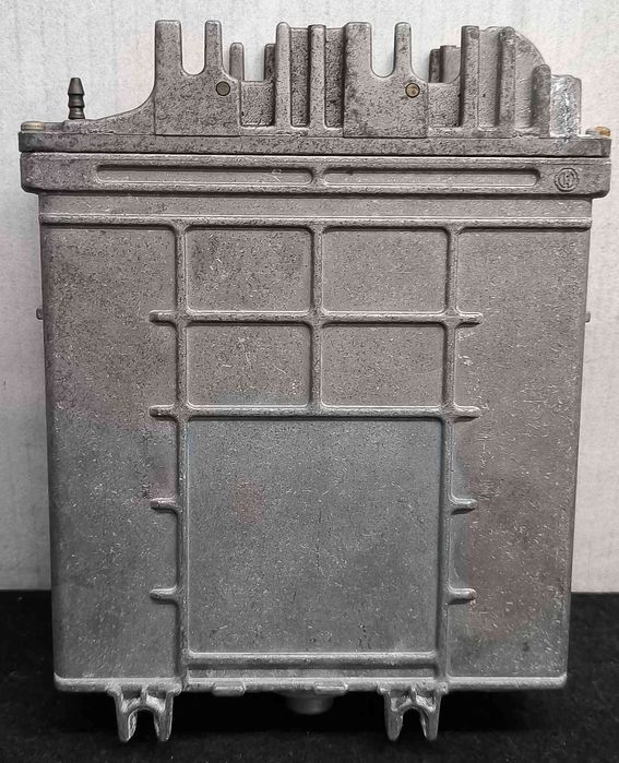 Centralina Motor / ECU VW PASSAT B5 (3B2) ano 1999