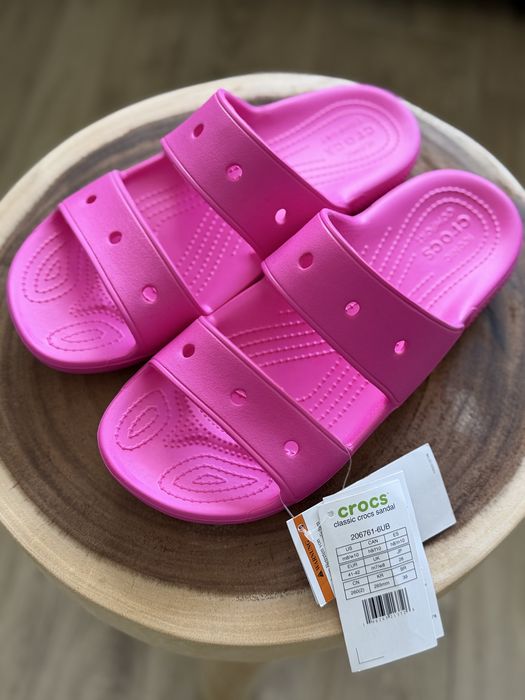 Klapki CROCS  Classic w kolorze różowym
