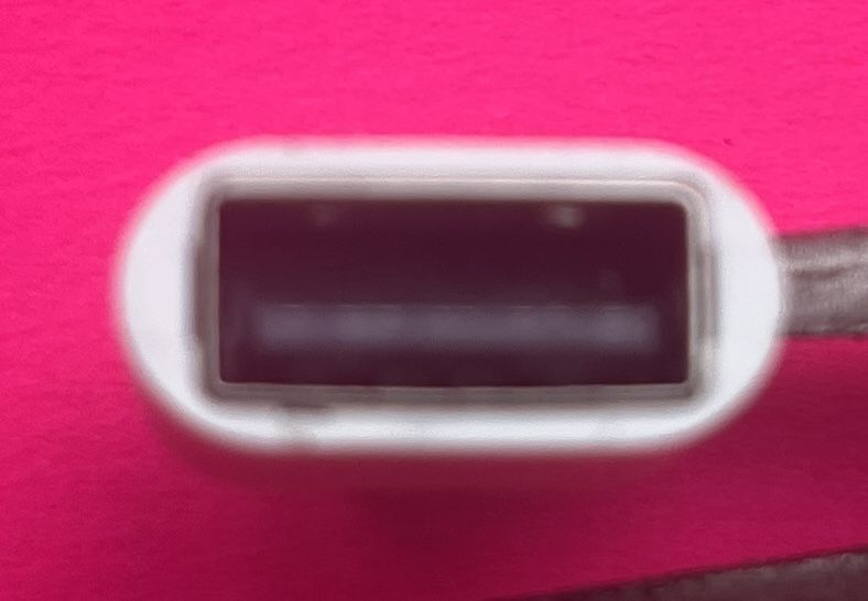 Адаптер для телефонів , планшетів.