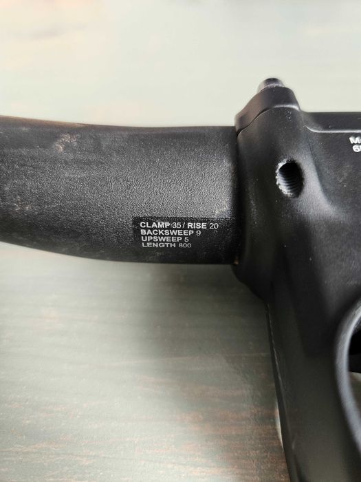 Kierownica z mostkiem Giant Contact 800