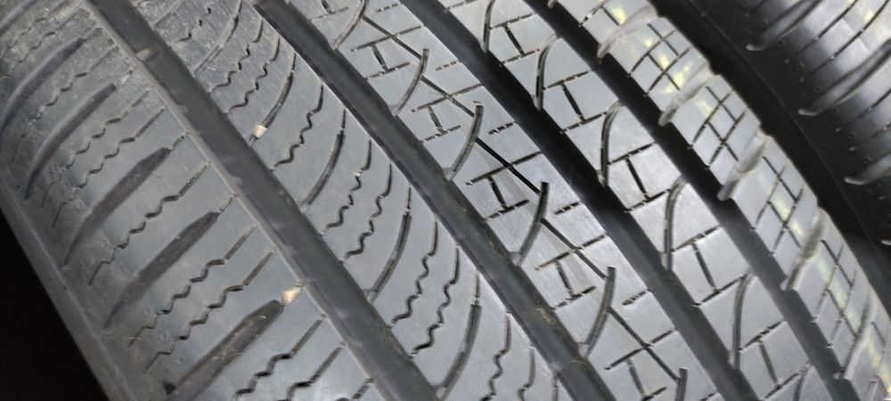 Pneus  235/50/20 semi novos Pirelli