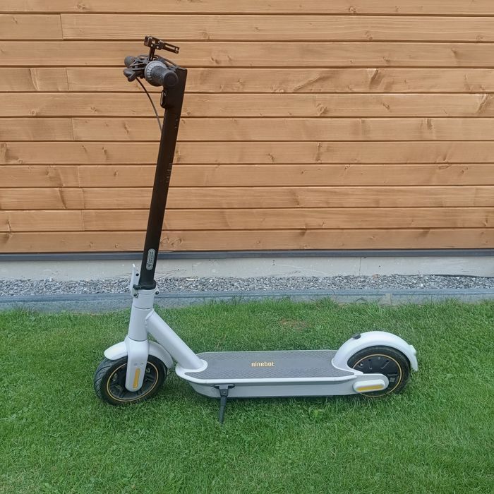 Hulajnoga Ninebot G30LE. Mały przebieg. Łódź