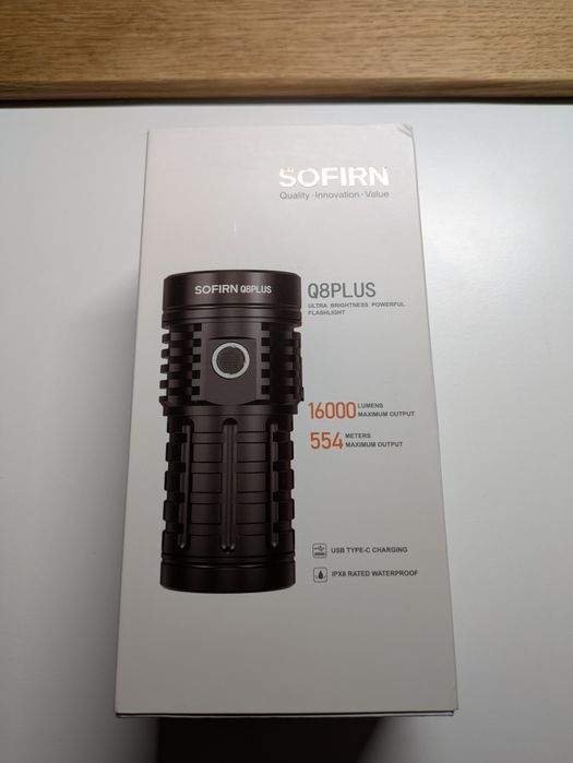 Latarka Sofirn Q8+ Plus 21700, 16000Lm