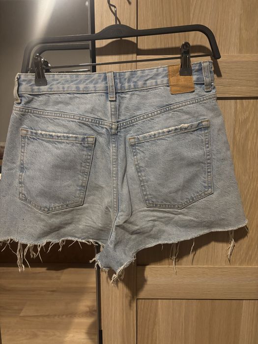 Spodenki jeansowe ZARA rozmiar 38