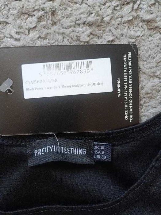 Чорне боді PrettyLittleThing