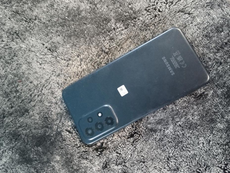 Продам телефон самсунг