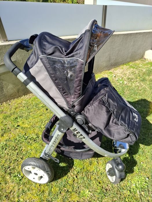 Carrinho de Bebé Pierre Cardin Metz Trio - usado bom estado