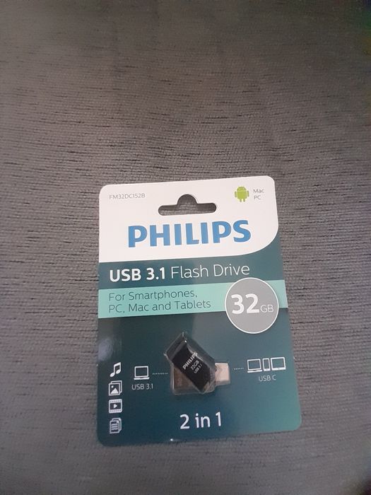 32GB USB-C Pen Drive64552628556801121