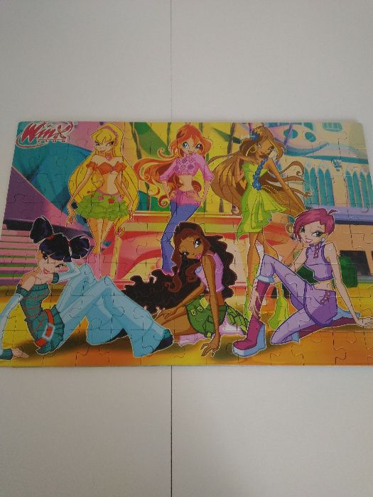 Puzzles. Novos. Sem uso.