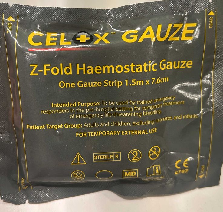 Opatrunek hemostatyczny Celox Gauze Z-Fold