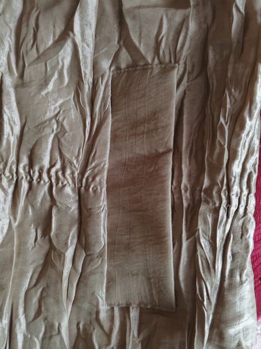 Продам ветровку новою Корея  ткань жатка на подкладе размер ХЛ