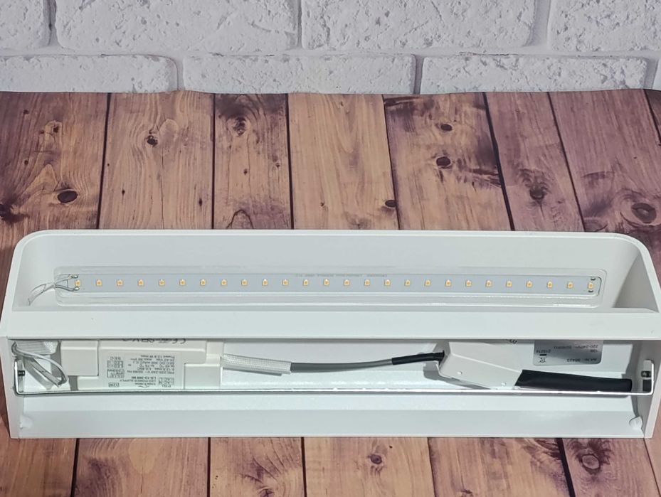 Lampa ścienna - EGLO SANIA 4  długa