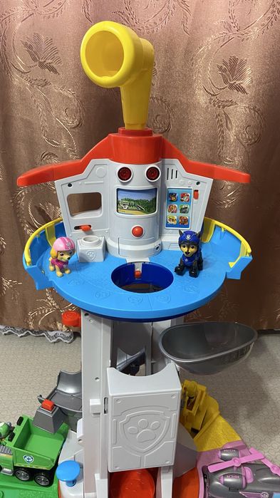 Велика база щенячего патруля оригінал Spin Master 82 см