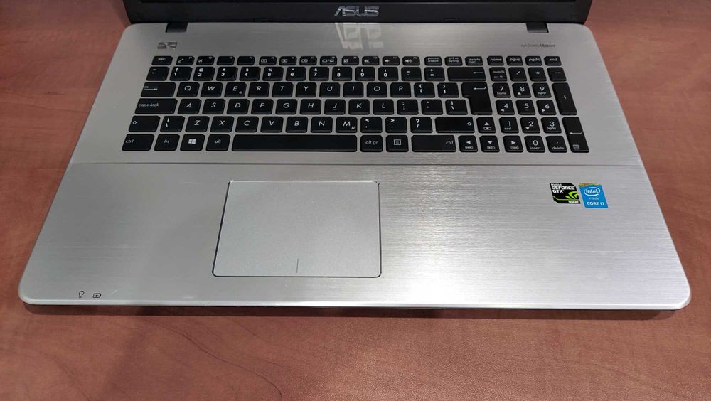 ASUS Gaming 17cali IPS i7 GTX 12GB 650GB CS WoT GTA5
