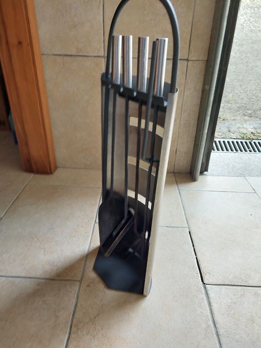 Utensílio para lareira com 4 peças