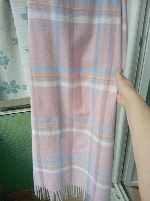 Дуже гарний  кашемировий шарф