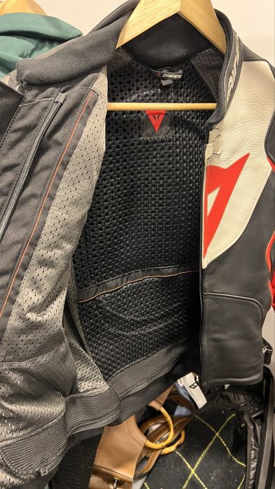 Casaco Pele Dainese Avro 4 Tam:46