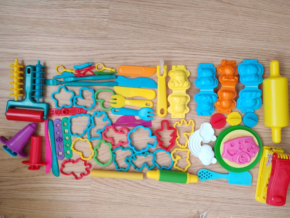 Formas de plasticina com oferta