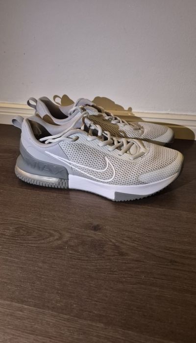 Кроссовки  Nike оригинальные р.46