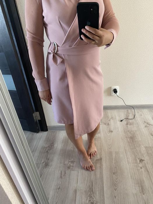 Сукня класична жіноча