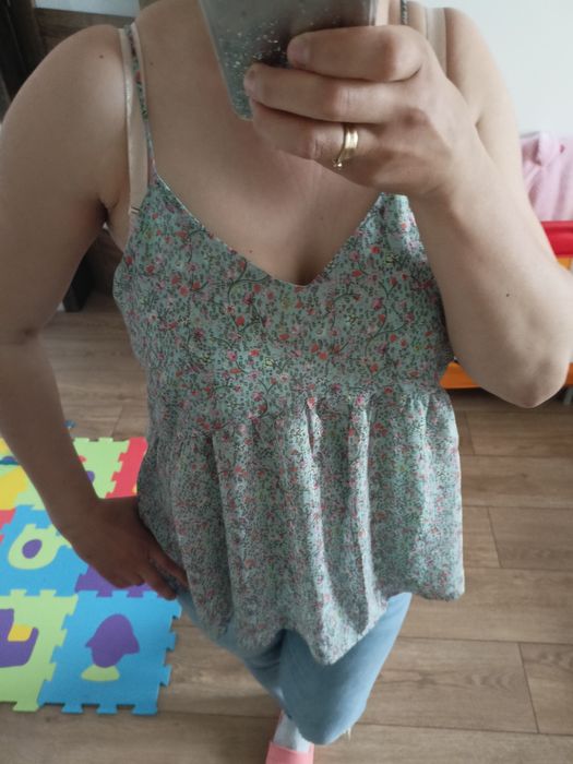 Top  zielony letni roz L