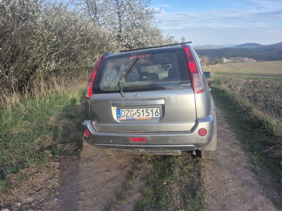 Nissan x trial benzyna