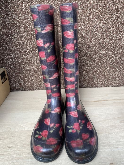 Резиновые сапоги женские