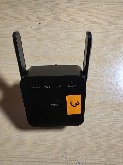 Wzmacniacz sygnału Wi-Fi / Repeater z dwoma antenami (WPS / LAN)