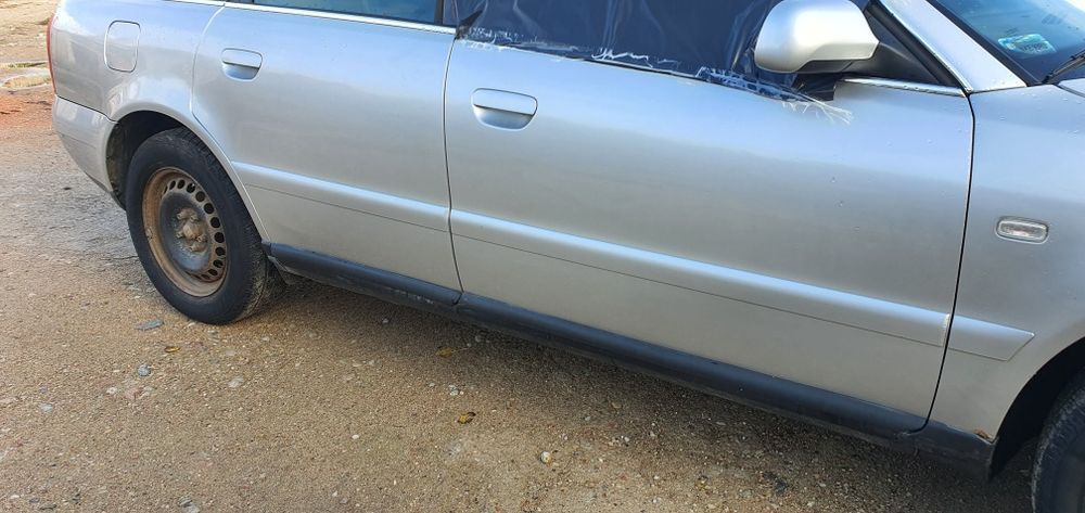 Części Audi a4 b5  lift 1.8 LY7W kombi sedan drzwi audi blask Gołdap