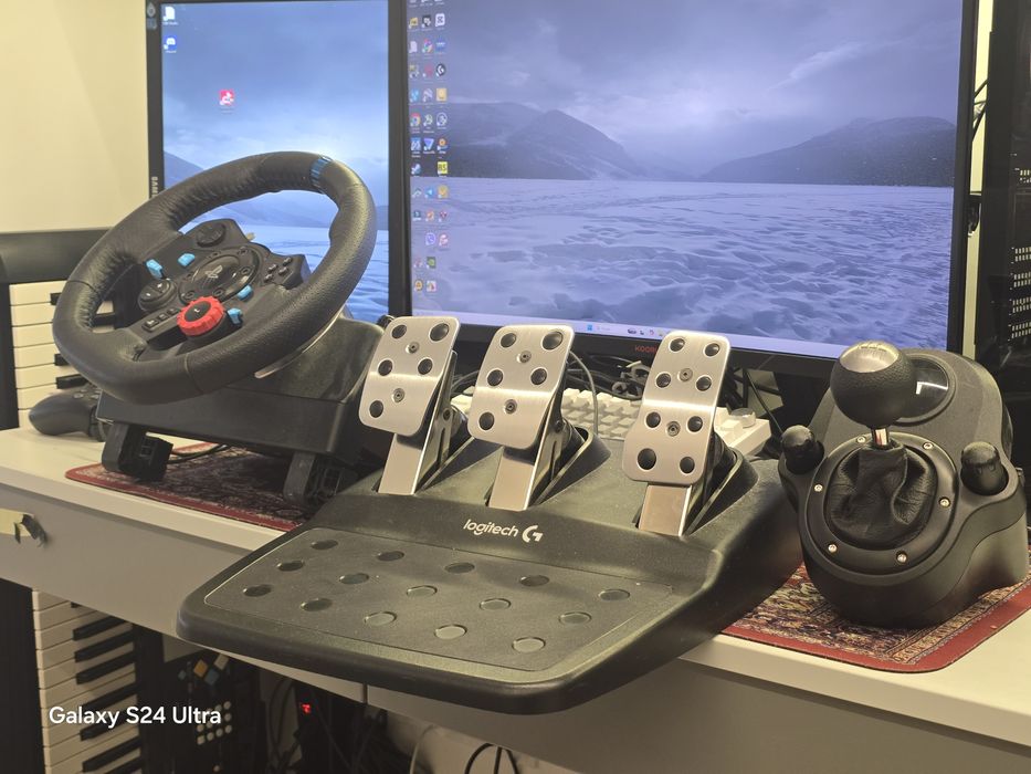 Ігровий руль Logitech G29 + педалі + коробка передач (PS/PC)