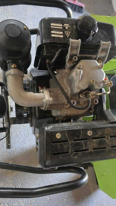 Moto-Enxada diesel transmissão directa - 12 cv