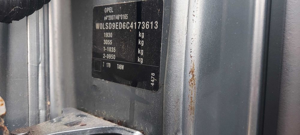 Opel Meriva B Kompletny przód Z179 Europa