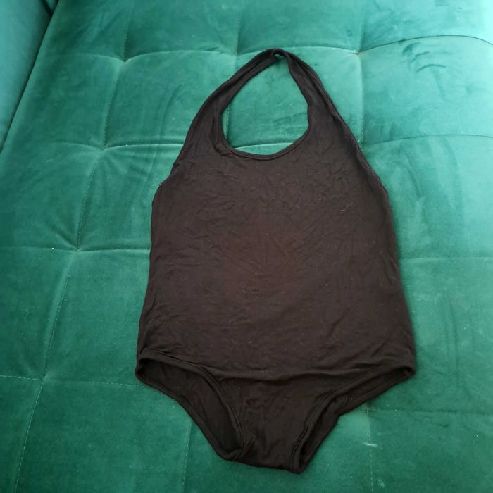 Czarne bodyyyyyy