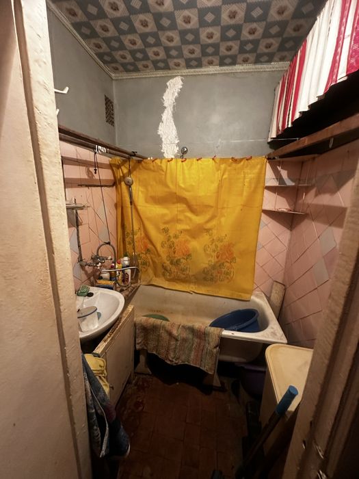 Продам 3 х кімн квартиру с. Глибоке