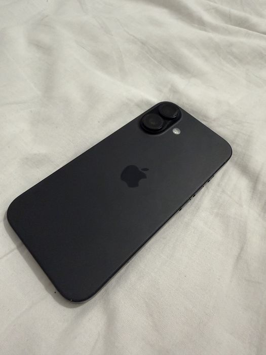 Iphone 16 128 GB 90% kondycji baterii