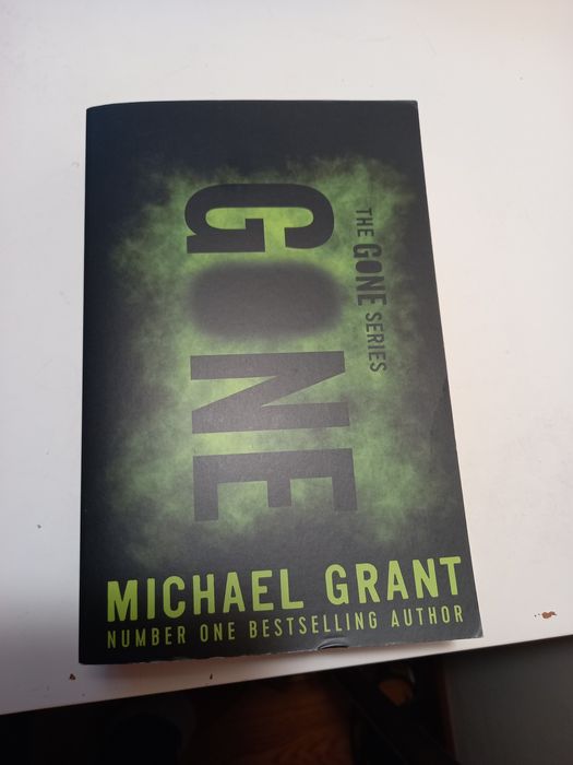Gone, Michael Grant