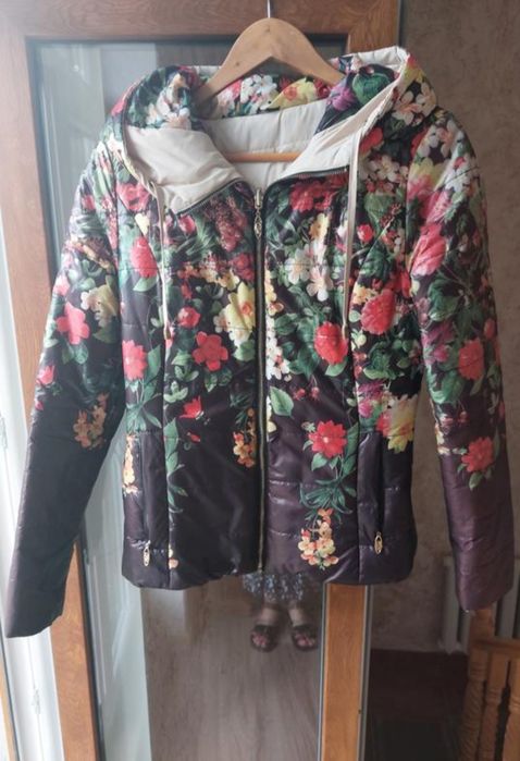 Двохстороння жіноча куртка