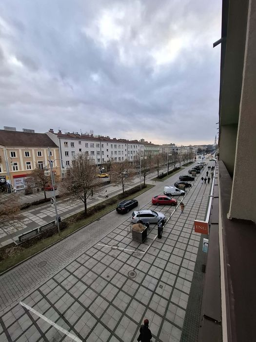 Centrum Częstochowy | 30 m² z balkonem | Bezpłatny parking | Blisko Politechniki
