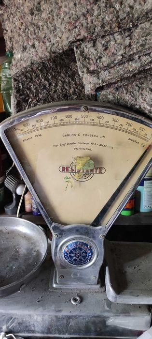 Vendo balança antiga