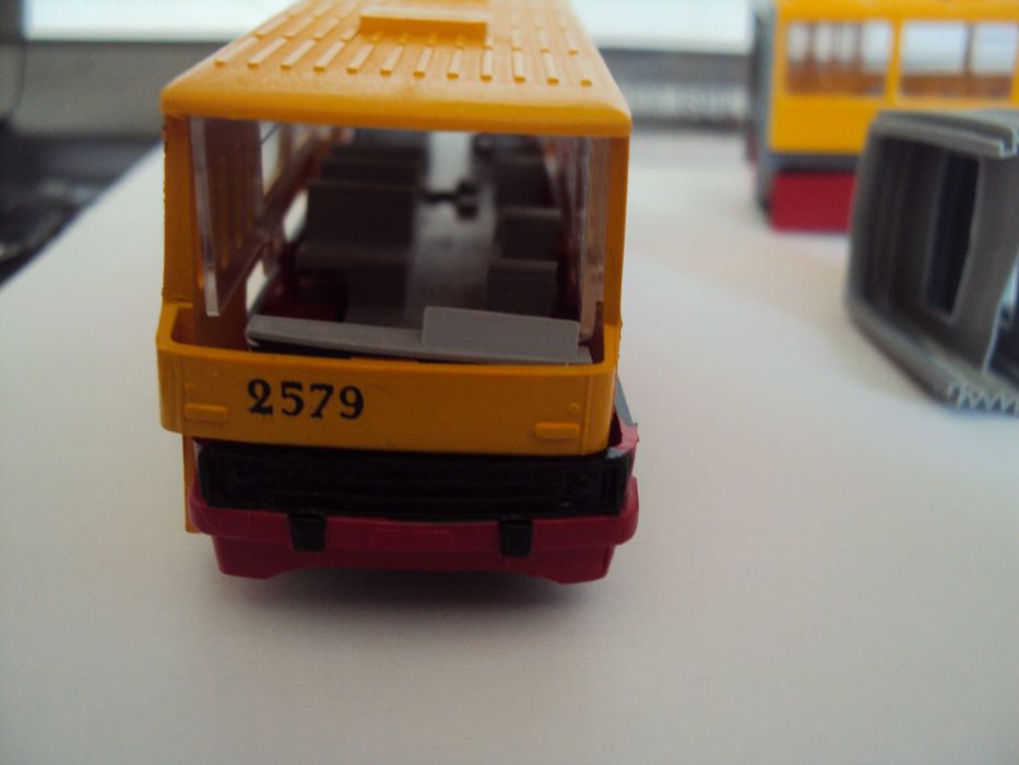 kolejka model autobusu  Ikarus 280 skala 1/87 cena z przesyłką