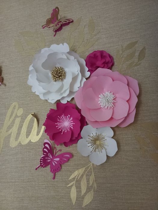 Декор в кімнату (квіти, метелики, сакура)