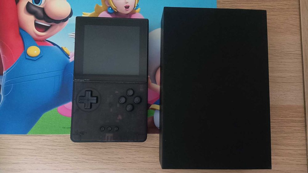 Analogue Pocket Edição Limitada Smoke