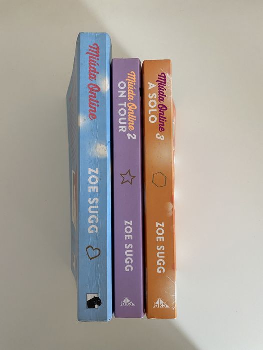 Coleção “Miúda Online”