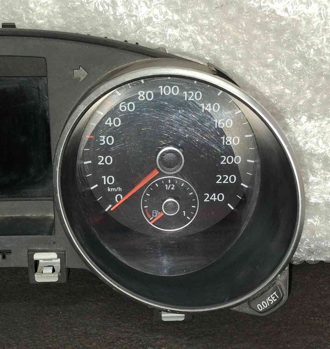 Quadrante / Painel de Instrumentos 5K0920870F - VW GOLF VI