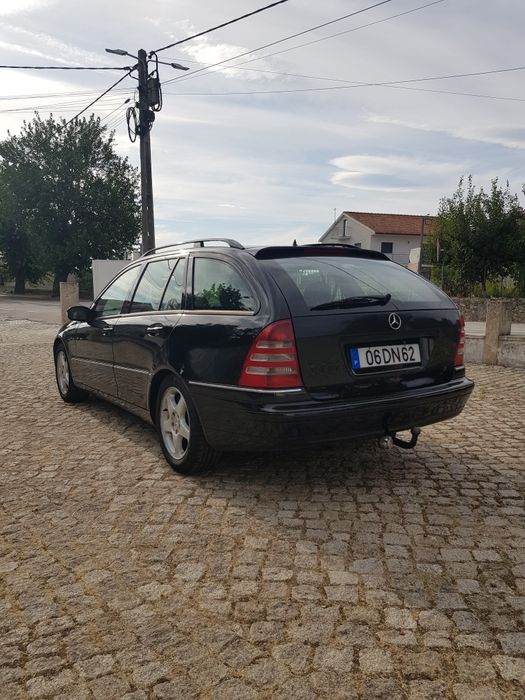 Mercedes-Benz 220 — fotografia 3