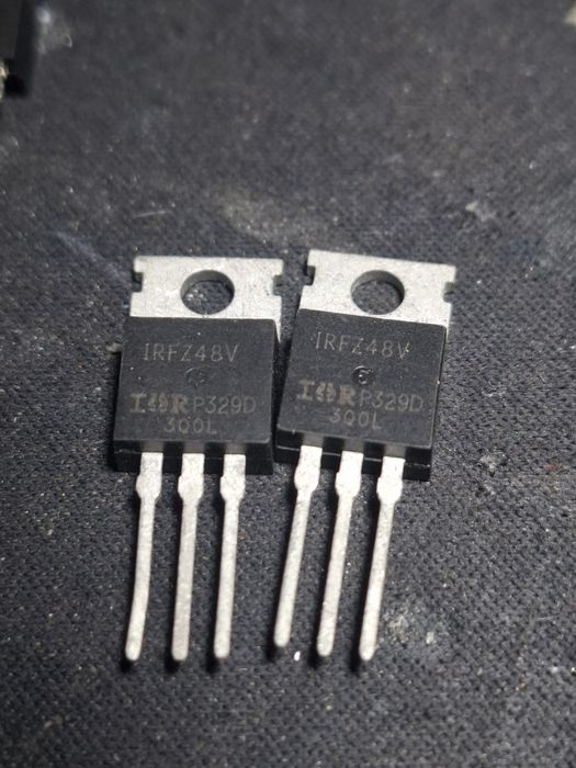 tranzystory mosfet przełącznik regulator napięcia IRFZ48V 2 SZTUKI