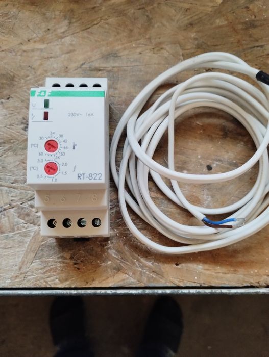 Regulator temperatury +30 DO+60C I 16A F&F RT-822